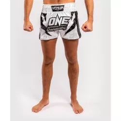 Shorts Muay Thai Venum X One FC (Branco/Preto)